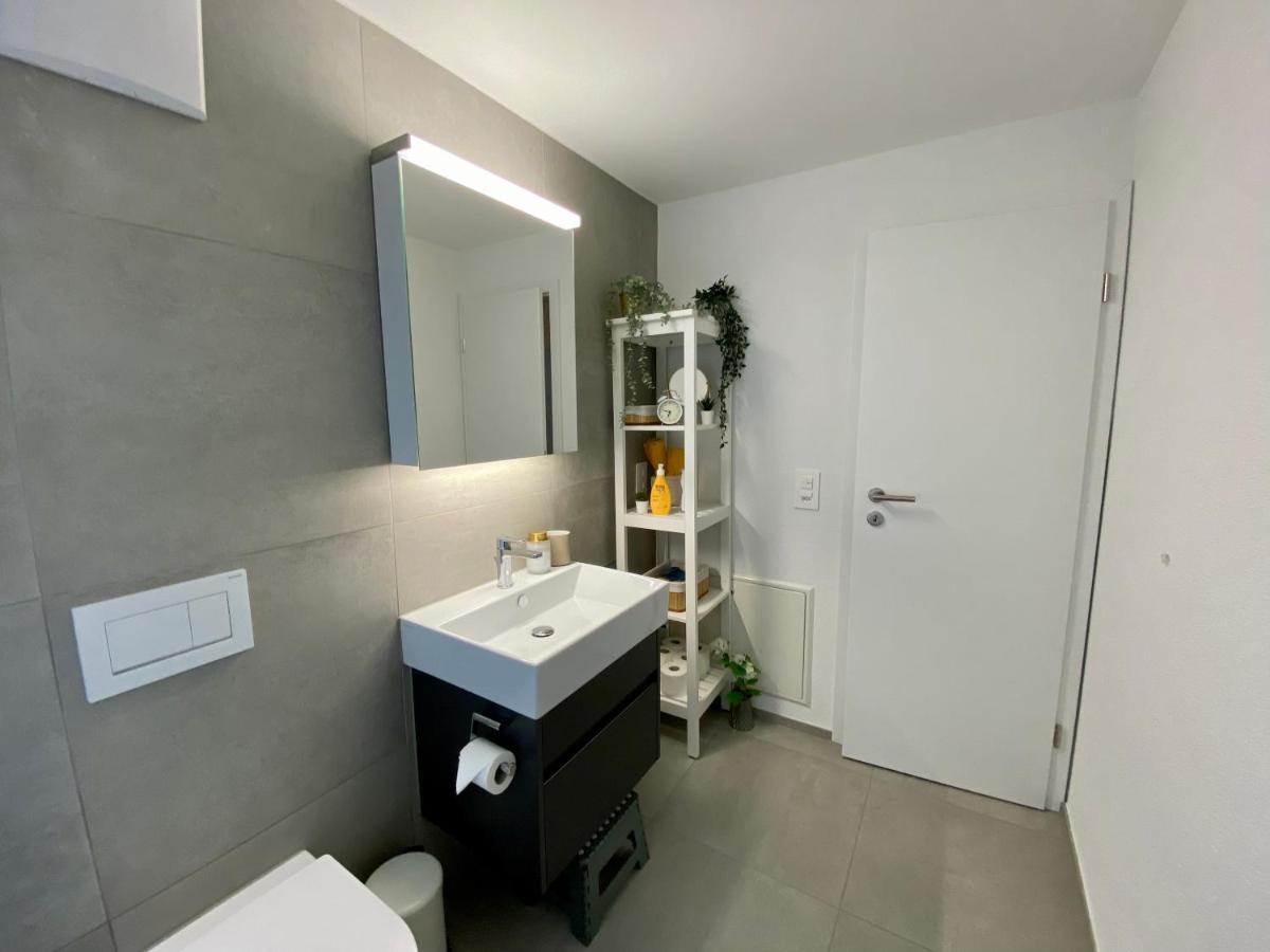 Glad Spot - Liestal - 10 Min From Basel - Central, Design & Netflix Apartment Ngoại thất bức ảnh